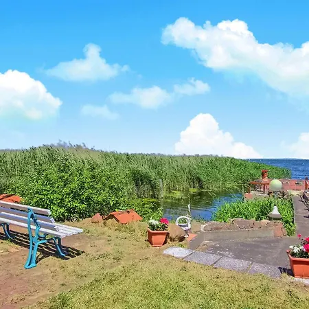 Semesterbostad Bellin *